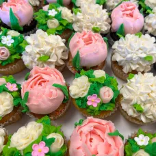 Pink and White Mixed Floral Cupcakes
