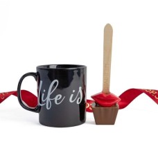 kiss in a mug