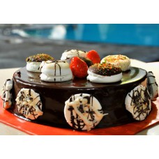 Chocolate Macaroon Gateaux