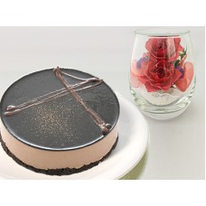 Rose Red And  Choose Cake