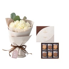 White & GODIVA Assorted cookies