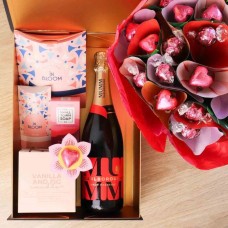 Pamper Gift Hamper Bundle