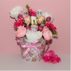 Pink and White Yankee Candle & Chocolate Vase