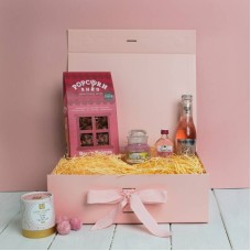 The Pink Gin and Yankee Candle Treats Box