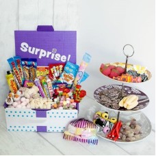 Super Deluxe Retro Sweets Gift