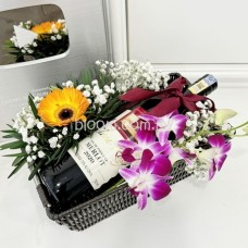 Wine And Gifts 02