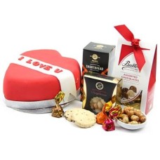 Red Heart Hamper