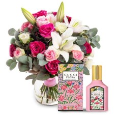 Blossom Romance with Gucci Flora Bundle