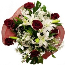 Lots Of Love Bouquet (Medium)