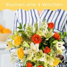 A seasonal bouquet every month (Small)