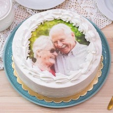 Cake with a photo of your Grandparents (Small)
