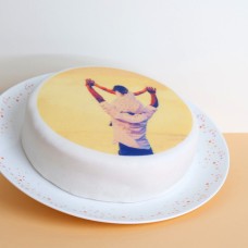 Round photo cake (Small (18cm (6 Parts)))