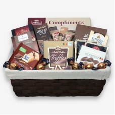 Gift basket with sweets