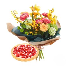 Orange bouquet with fruit cake (Refined)