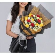 Sunny Charm Spray Bouquet