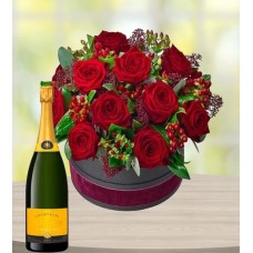 Luxury Rose Hatbox & Champagne