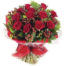 A Dozen Deluxe Red Roses (Standard)