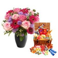 Mammy s Old Time Candy And Flower Gift Set (Standard)