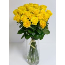 Yellow roses in a round bouquet, made of 60 cm roses (Medium)