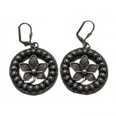 Earrings Zeeland button with flower