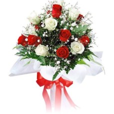 12 Red And White Roses Bouquet