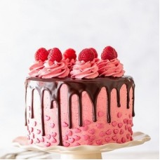 2 KG Strawberry Cake