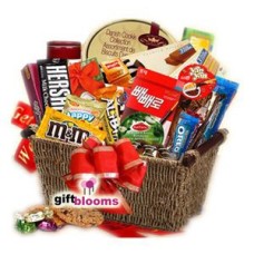 Snack Attack Gift Basket to Japan