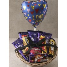 Cadbury Choc Love Basket Hamper (Standard)