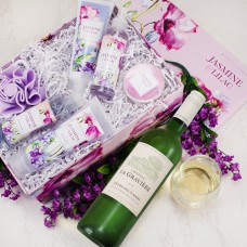 Jasmine And Lilac Calming Spa And Red Wine Gift Set