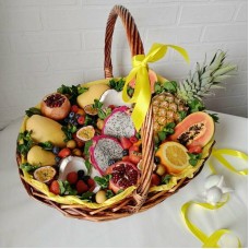 Exotic,BOOM,Premium,Fruit,Basket,with,Exotic,Fruits,and,Berries