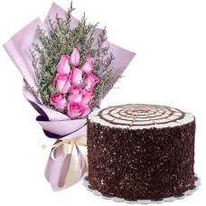 1 Dozen Pink Rose Bouquet With Black Velvet Cake by Contis Cake