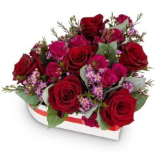 Box with roses – Magenta Love (Small)