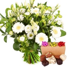 White book + 300 grams of candy (Medium bouquet worth stylish white + Handmade chocolates 300 grams in a gift box)