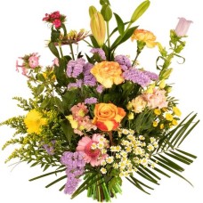 Hand-picked bouquet Spring bestseller (Medium hand-tied bouquet pastel pink lilac yellow)