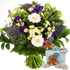 Boy's birth bouquet + birth chocolate (Small Bouquet of blue and white shades + 140 grams of birth chocolate)