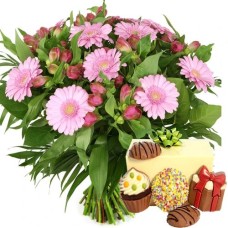 Value bouquet + 250 grams of festive chocolate (Value bouquet medium + 250 grams festive chocolates)