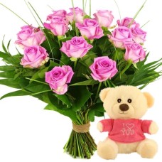 Bouquet of pink roses + teddy bear I love you (Bouquet with 10 pink roses + small I love you plush toy with pink shirt)