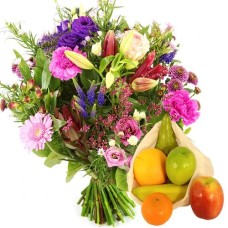Field-picked bouquet + bag of fresh fruit (Bag of fruit + Medium bouquet Field-picked pink - purple)