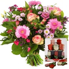 Bouquet of flowers + roses and chocolate (Medium pink bouquet + Box 120 grams Chocolate roses)