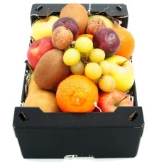 Fruit box with seasonal fruit