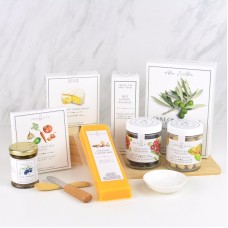 DIY Cheeseboarding Gift Box