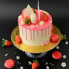 Strawberry White Chocolate Drip Ribbon Cake