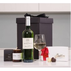 Fine White Wine, Chocolate and Candle Gift Set