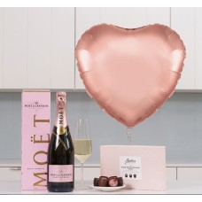 Luxury Rose Moet Balloon Gift