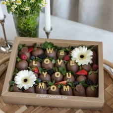 Mom Customized Strawberry