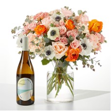 Touch of Honey Bouquet and Wine Gift Set (Bouquet with Red Wine)
