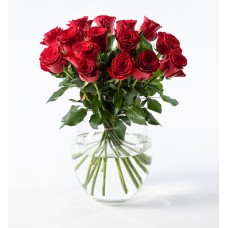 15 red roses