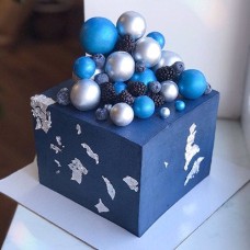 Blueberries Cube Design Cake (Red Velvet / 1kg)