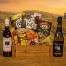 Wooden Medium Deli Gift Hamper (HALAL)