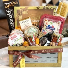 Cheese & Pasta Wooden Deli Hamper
